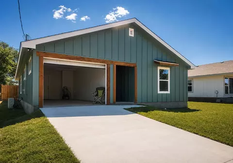 149 W Hickory St, Granite Shoals, TX 78654