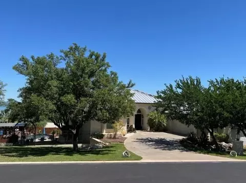 303 Left Ln, Horseshoe Bay, TX 78657