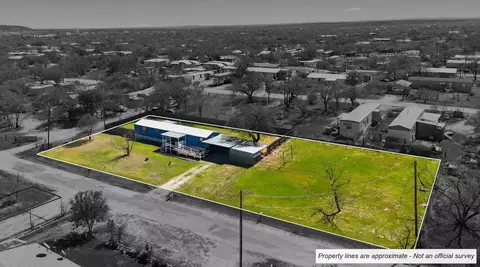 801 Anson St, Kingsland, TX 78639