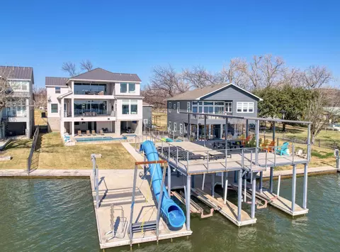 414 Campa Pajama Ln, Kingsland, TX 78639