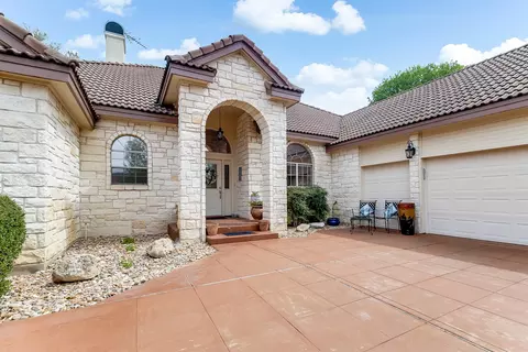 201 Lasso, Horseshoe Bay, TX 78657