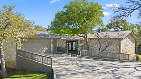 819 Broken Arrow, Horseshoe Bay, TX 78657