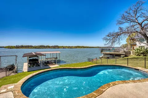 517 Reynolds St, Kingsland, TX 78639