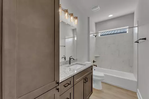Bath - 249 Western Ave, Bertram, TX 78605 photo 1 of 5