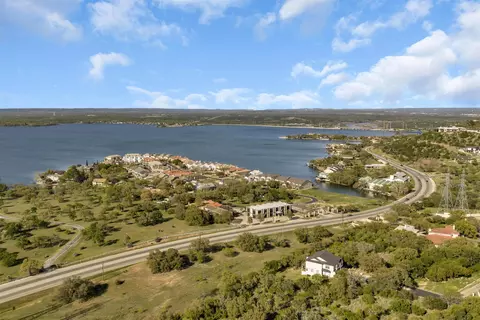 501 Highlands Apt 13 Blvd, Horseshoe Bay, TX 78657