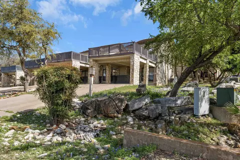 501 Highlands Apt 13 Blvd, Horseshoe Bay, TX 78657