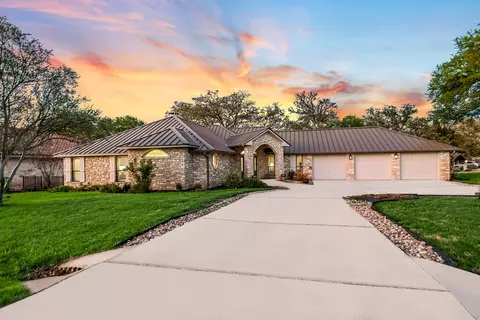 501 Sombrero, Horseshoe Bay, TX 78657