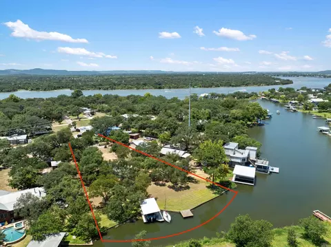 812 County Road 126, Kingsland, TX 78639