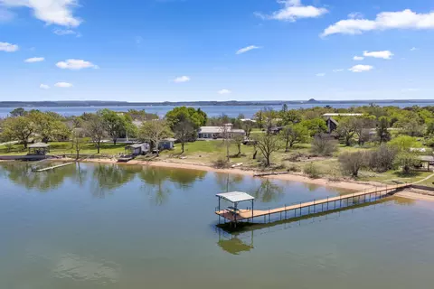 View/Area - 515 E Island Dr, Bluffton, TX 78607 photo 5 of 6