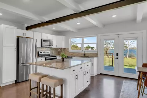 Kitchen - 515 E Island Dr, Bluffton, TX 78607 photo 3 of 4