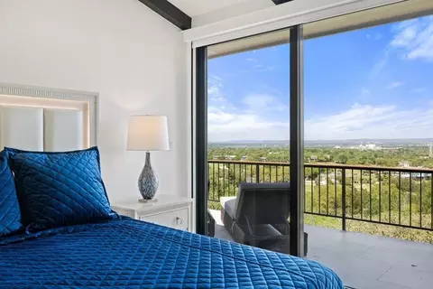 Bedroom - 1200 Thataway, Horseshoe Bay, TX 78657 photo 3 of 5