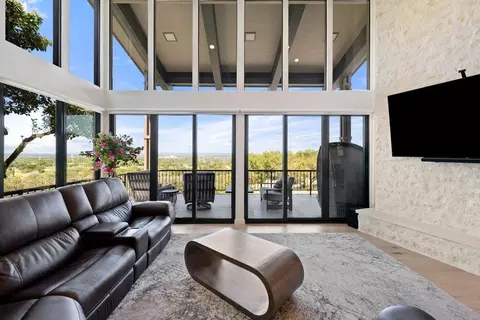 Living - 1200 Thataway, Horseshoe Bay, TX 78657 photo 1 of 2