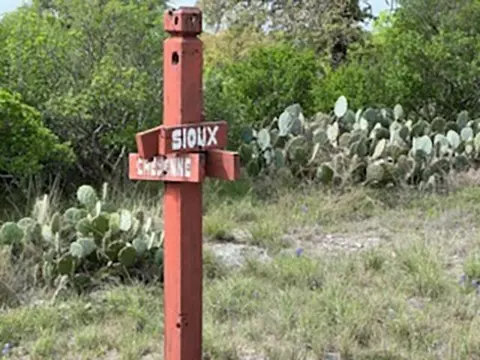 1400 1402 Sioux, Horseshoe Bay, TX 78657