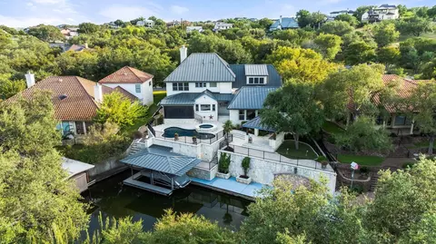 3605 Douglas Dr, Horseshoe Bay, TX 78657