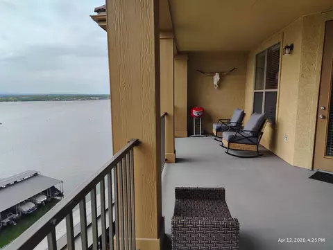 1000 The Cape Apt 65 Rd, Horseshoe Bay, TX 78657
