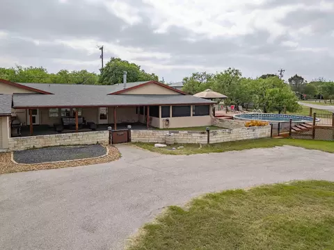 1307 Hillcrest Dr, Granite Shoals, TX 78654