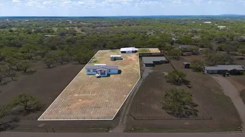 241 E Flag Creek Ranch Rd, Llano, TX 78643