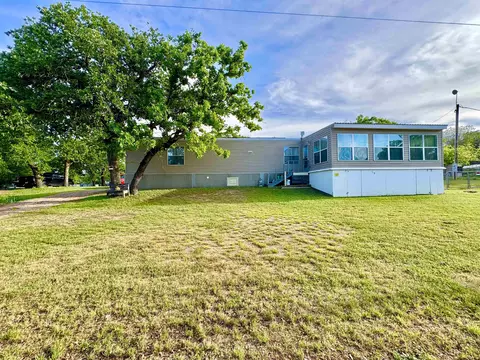 118 Beaver St, Tow, TX 78672