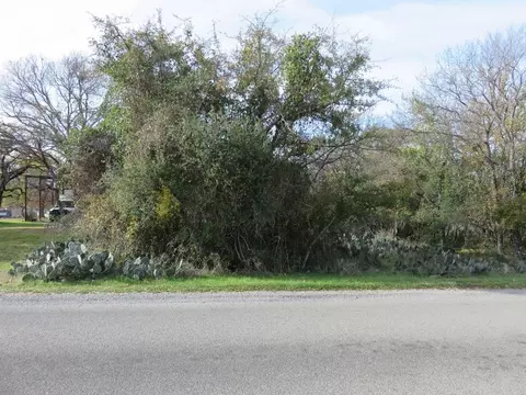 114 Airview Blvd, Sunrise Beach, TX 78643