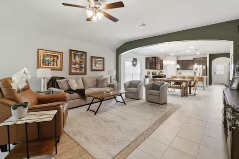 Entry Way - 232 Cinnamon Loop, Burnet, TX 78611 photo 4 of 5