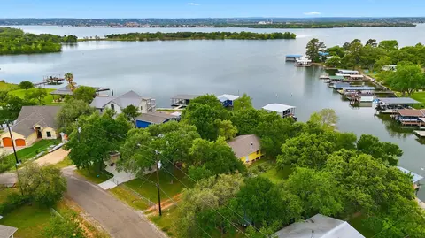 1138 Hill Circle East Dr, Granite Shoals, TX 78654