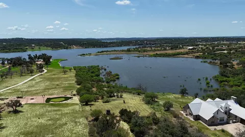 281 Chimney Cove Dr, Marble Falls, TX 78654