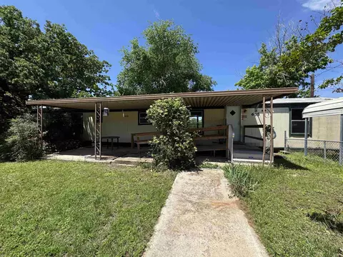 635 Village Loop, Tow, TX 78672
