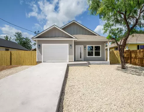 147 W Pne, Granite Shoals, TX 78654