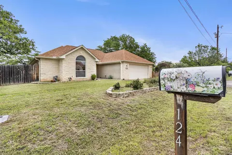 124 W Greenbriar, Granite Shoals, TX 78654