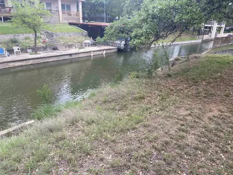126 Sprucewood, Sunrise Beach, TX 78643