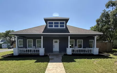 508 S Main St, Burnet, TX 78611