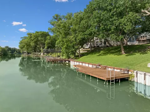 360 Shangrila Ln, New Braunfels, TX 78130
