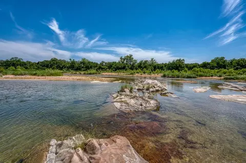 201 W Riverside Dr # A, Llano, TX 78643