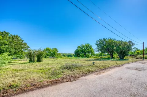 609 E Main St, Llano, TX 78643 photo 15