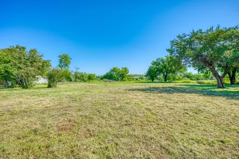 609 E Main St, Llano, TX 78643 photo 16