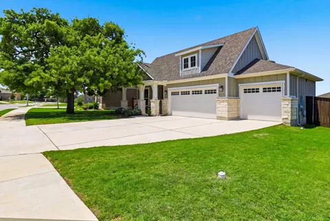 304 Fiddleneck Rd, Marble Falls, TX 78654