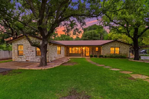 104 Cactus Ivy, Burnet, TX 78611