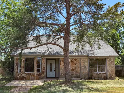 400 N River Oaks Dr, Burnet, TX 78611
