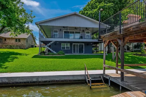 208 Riverside Dr, Kingsland, TX 78639