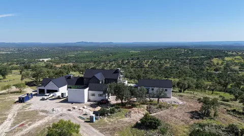 3531 Rm 3347 Rd, Round Mountain, TX 78663