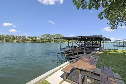 1435 E Zipp Rd, New Braunfels, TX 78130