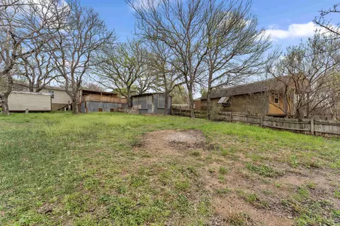 201 Wyatt, Kingsland, TX 78639