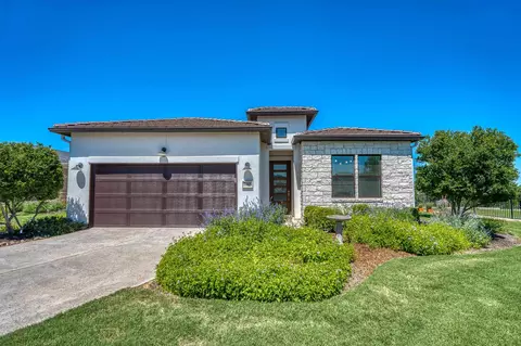110 Delfino Pl, Horseshoe Bay, TX 78657