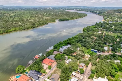 120 Hidden Oaks Dr, Kingsland, TX 78639