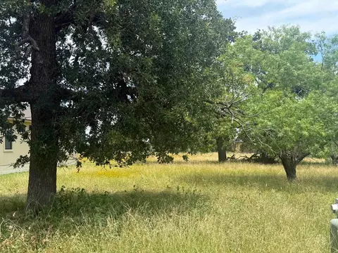 302 Lakawana, Horseshoe Bay, TX 78657