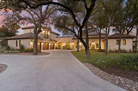 106 Plaza Escondido, Horseshoe Bay, TX 78657