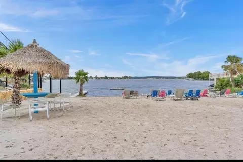 604 Highcrest Dr, Granite Shoals, TX 78654