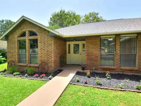 188 Turkey Run, Meadowlakes, TX 78654