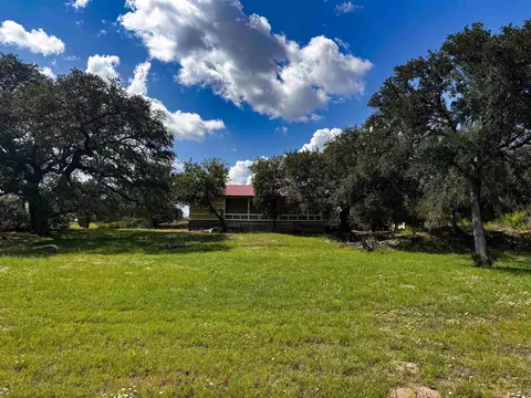 Exterior - 211 E Highway 29, Llano, TX 78643 photo 10 of 11