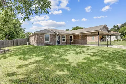 600 E Pecan St, Burnet, TX 78611